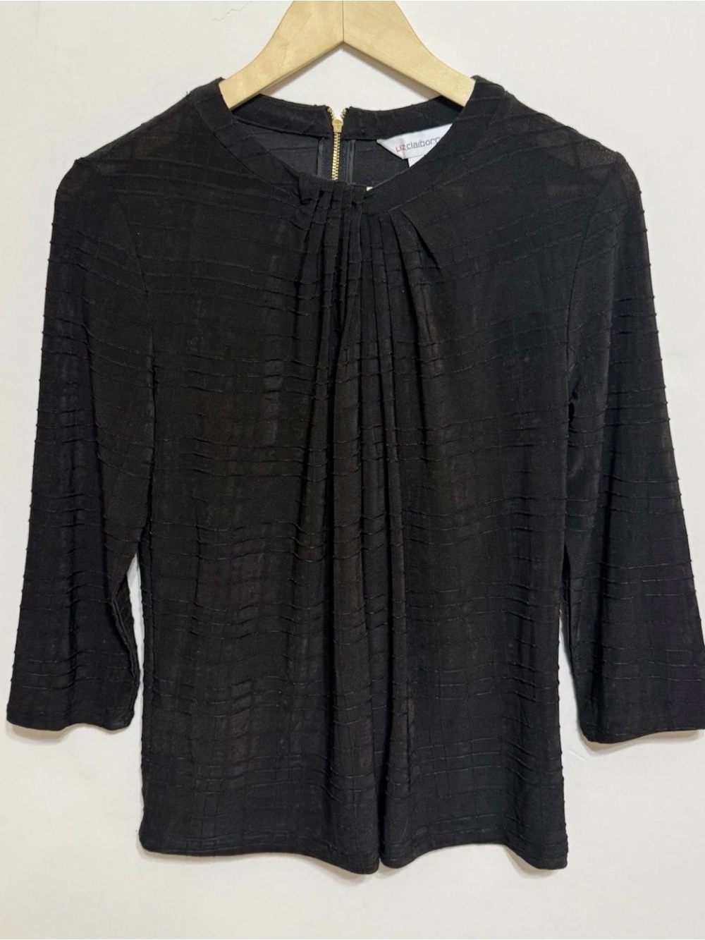 Liz Claiborne black 3/4 sleeve pin tucked crew neckline textured blouse